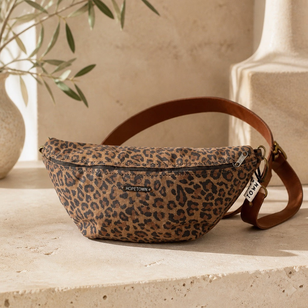 "Asia meets Africa" Moonbag leopard