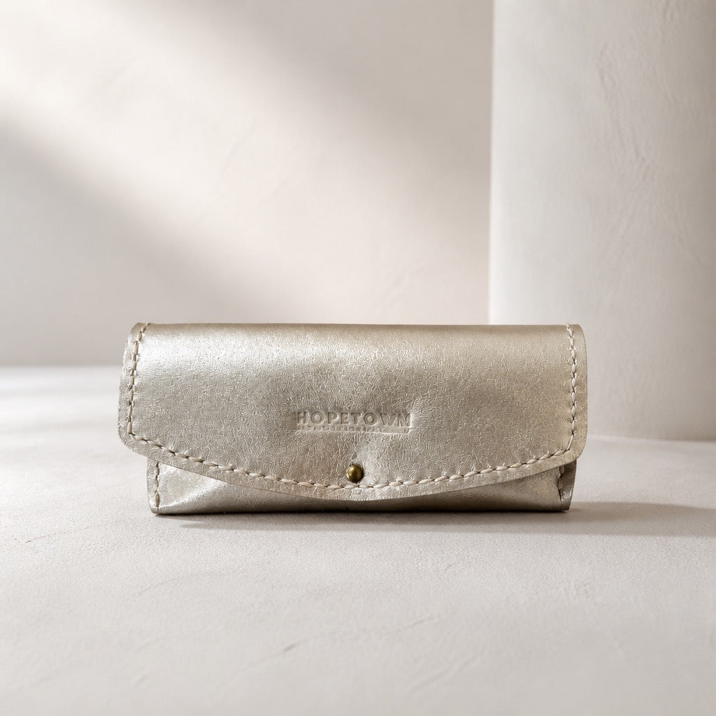 "Asia meets Africa" Sunglasses Pouch silver