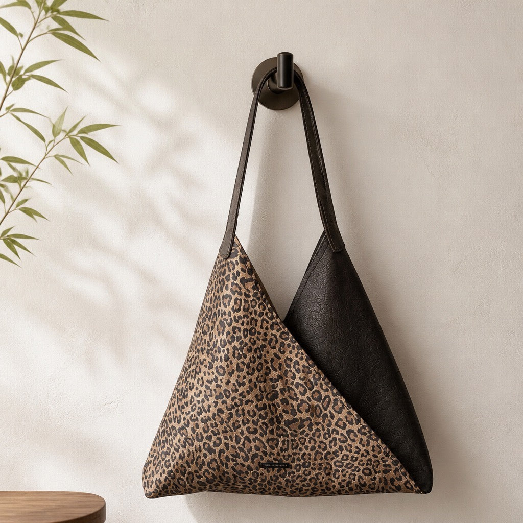 "Asia meets Africa" Triangle Bag dark brown / leopard