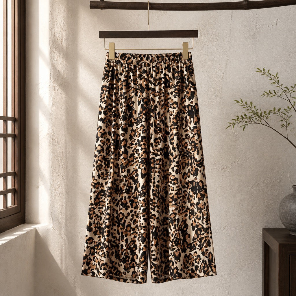 "Asia meets Africa" Wide-Leg Pants leopard print