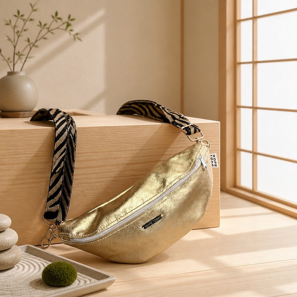 "Asia meets Africa" Moonbag gold